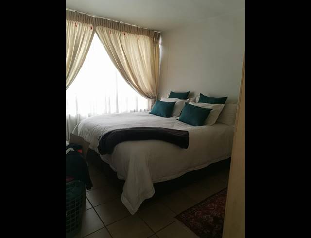 2 BEDROOM FLAT FOR SALE IN WINDERMERE